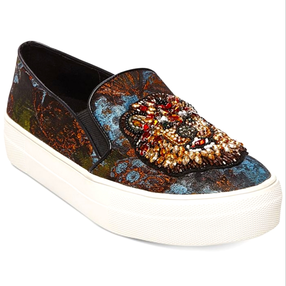Steve Madden Fiasco Beaded Lion Sneaker size 7